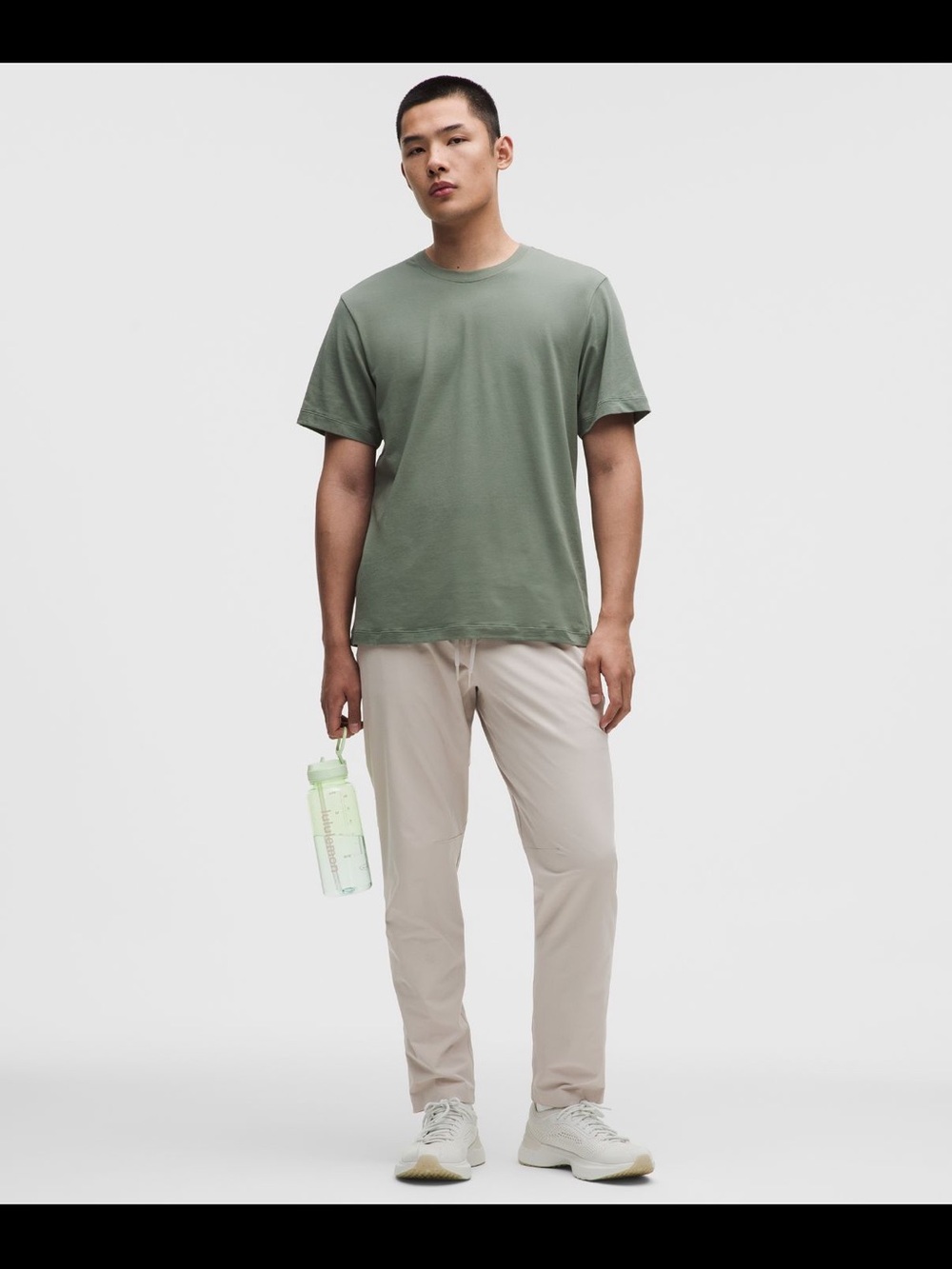 Men”s Lululemon zeroed in slim fit pant size small, 29 in long, Tan